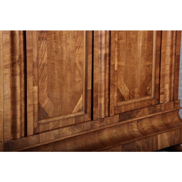 18th Century Baroque Walnut Half Waves Cabinet, 1750s For Sale - Image 18 of 18