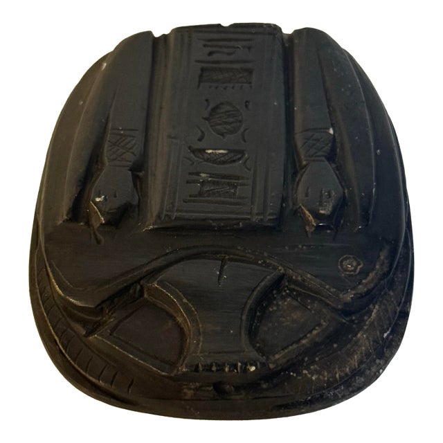 Vintage Egyptian Hand-Carved Black Serpentine Stone Scarab Plaque With Hieroglyphic Motifs For Sale