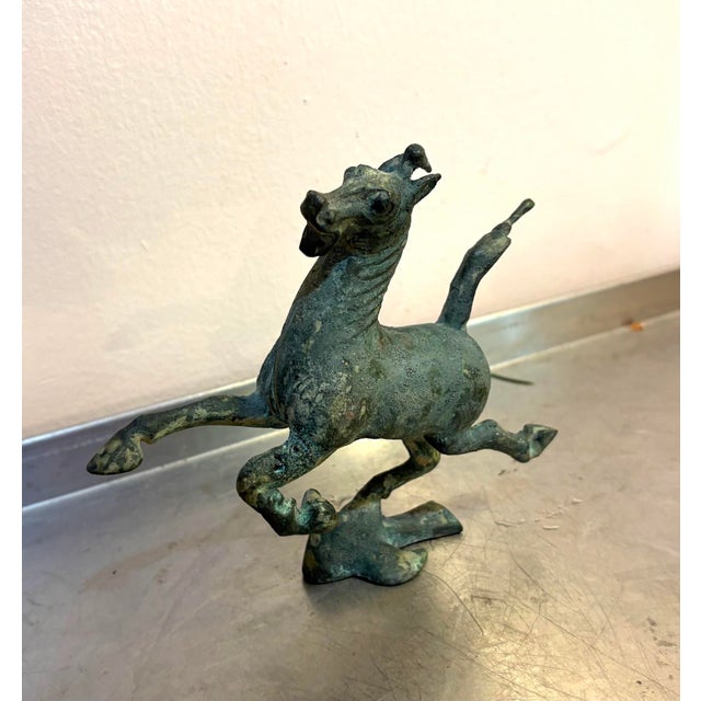 Chinese bronze "Flying Horse of Ganzu" figurine. Excellent condition.
