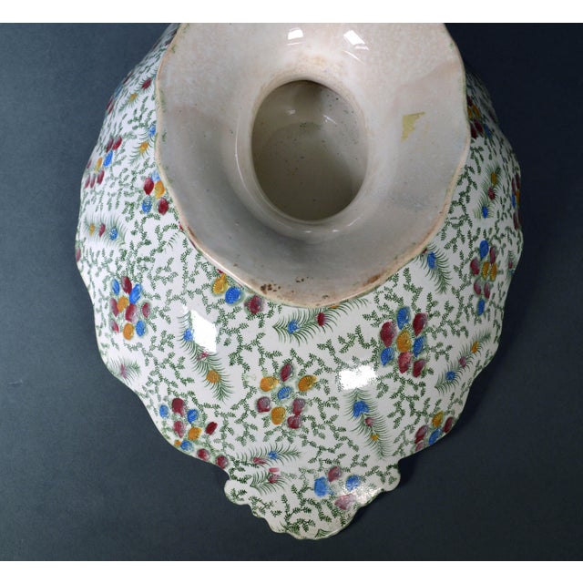 Green Old Hall Earthenware ‘Shell’ Pattern Tazza or Comport, Polychrome Circa 1861–1886 For Sale - Image 8 of 10