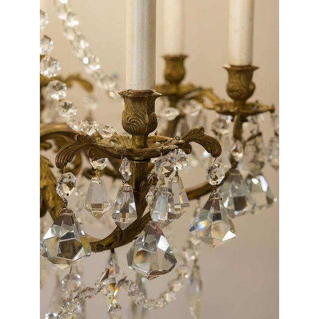 1940s Vintage Louis XVI Chandelier in Bronze and Crystal, 1940s For Sale - Image 5 of 12