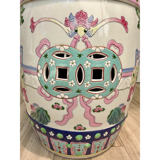 Mid-20th C. Chinese Hand-Painted Porcelain Garden Stool With Figural Scenes For Sale - Image 11 of 12