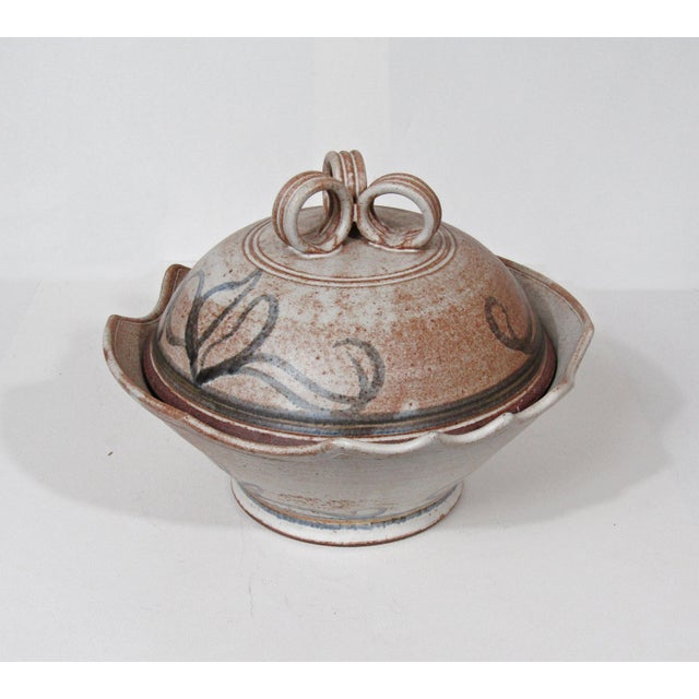 1990s Studio Pottery Stoneware Lidded Bowl Dish With Double-Loop Finial Signed Hansen For Sale In Austin - Image 6 of 13