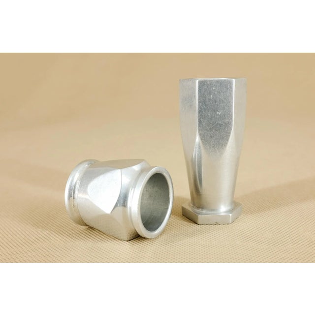 Bauhaus Art Deco German Aluminum Candleholders from Juwelen Giebel Leipzig, 1930s, Set of 2 For Sale - Image 3 of 9