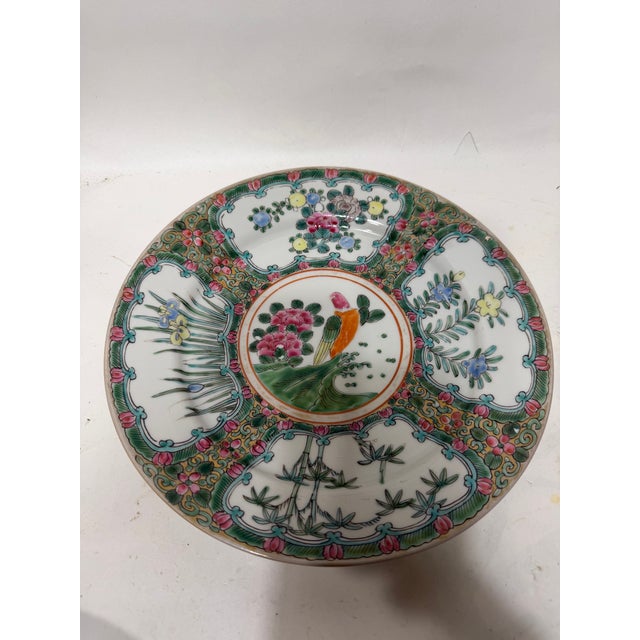 Vintage Chinese Export Famille Rose Medallion Porcelain Round Plate 9.5". Set of 11 For Sale - Image 17 of 18