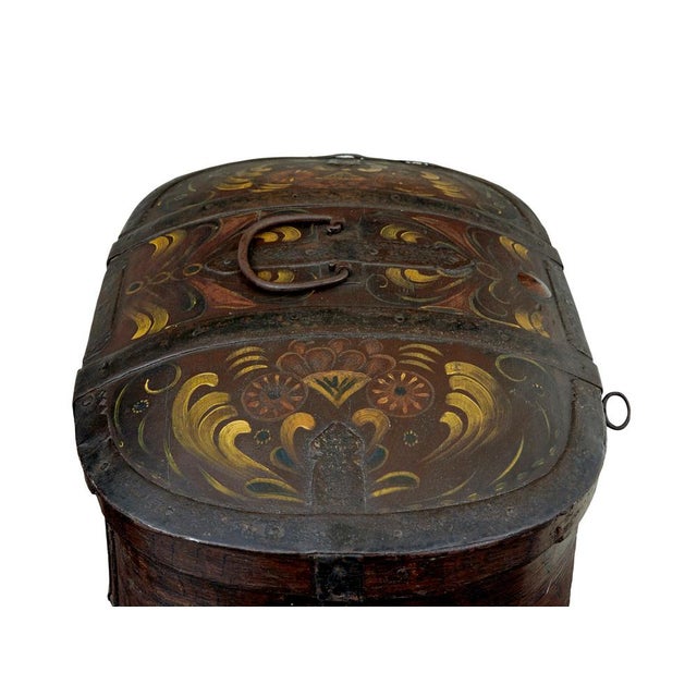 Wood Swedish Hand-Painted Box, 1840s For Sale - Image 7 of 8