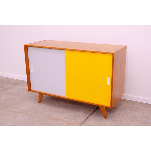 Gray Mid-Century Sideboard U-452 by Jiří Jiroutek from Interier Praha, 1960s For Sale - Image 8 of 18