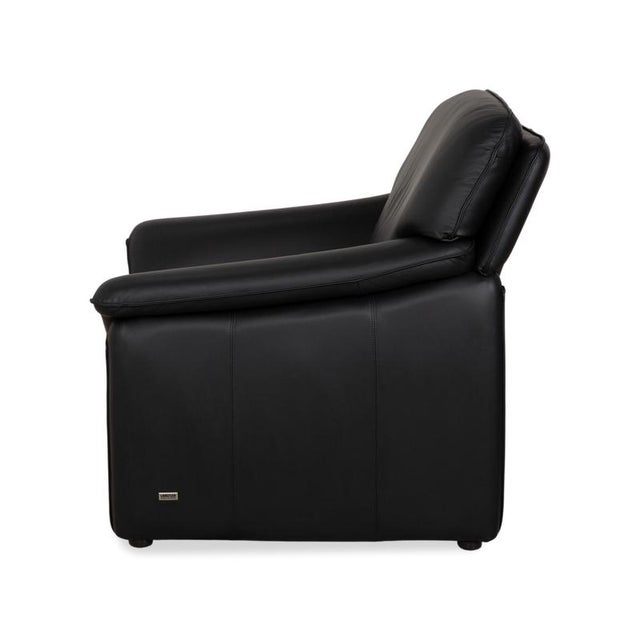 Atlanta Armchair in Leather from Laauser For Sale - Image 12 of 13
