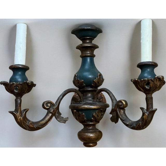 Mid-Century Italian Carved Giltwood Blue Painted Sconces W/ French Styling - Pair For Sale - Image 4 of 5