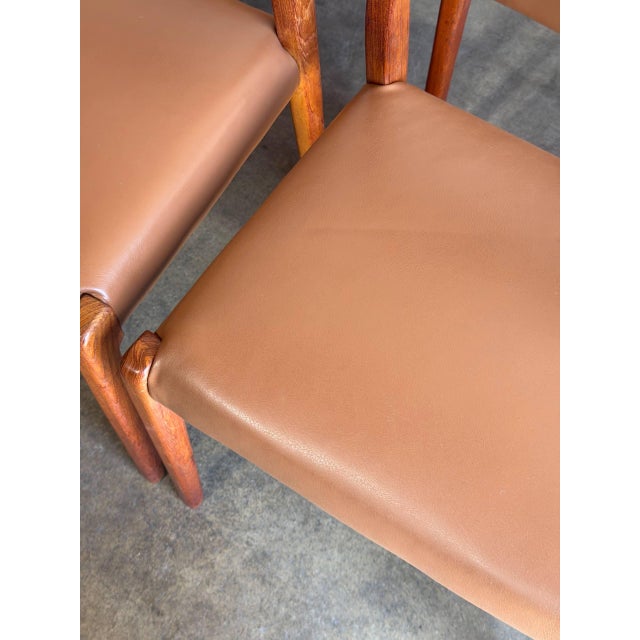 j.l. Møller Teak Dining Chairs Set of 10 Models 55 and 71 Danish Mid-Century Modern 1960s For Sale - Image 11 of 15