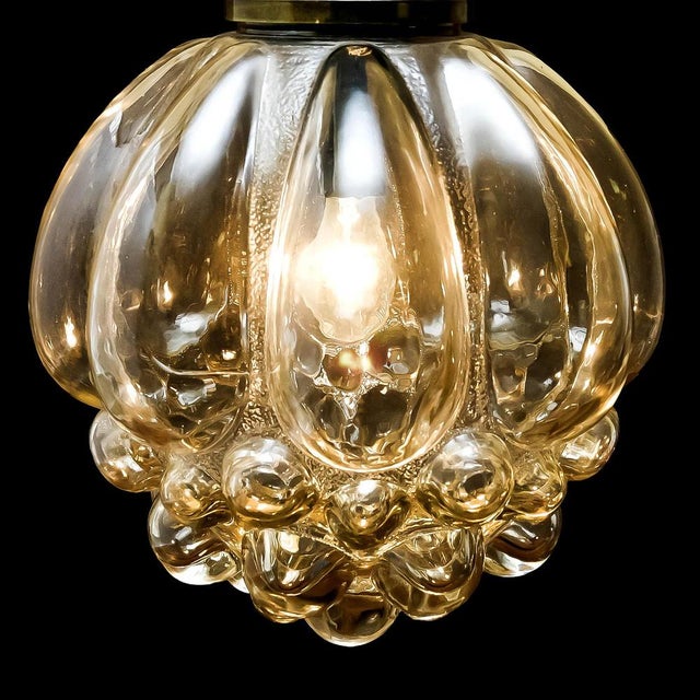 1960s Amber Bubble Glass Pendant Light by Helena Tynell for Limburg, Germany, 1960s For Sale - Image 5 of 8