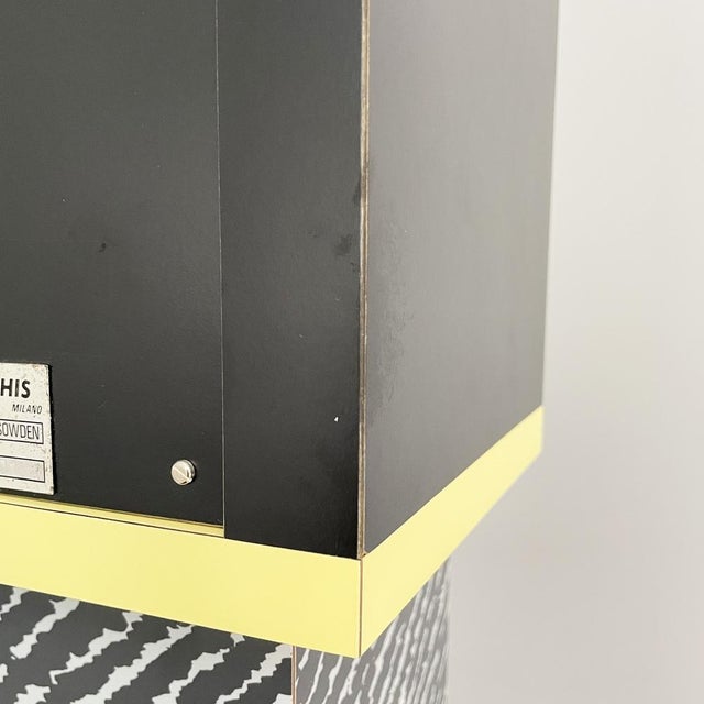 Black Italian Modern Metropole Table Clock from George J. Sowden, 1982 For Sale - Image 8 of 18