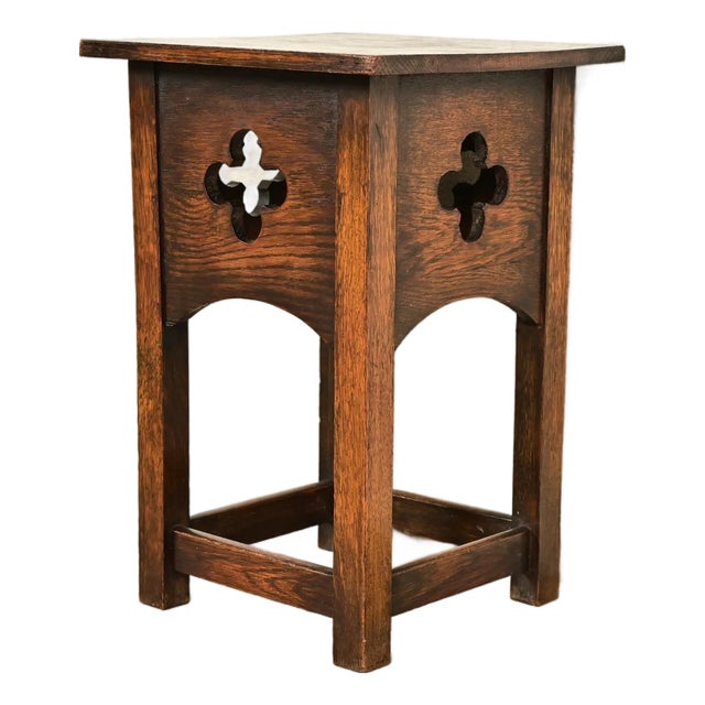 Stickley Brothers Style Antique Mission Oak Arts & Crafts Cutout Tabouret Side Table, Circa 1905 For Sale