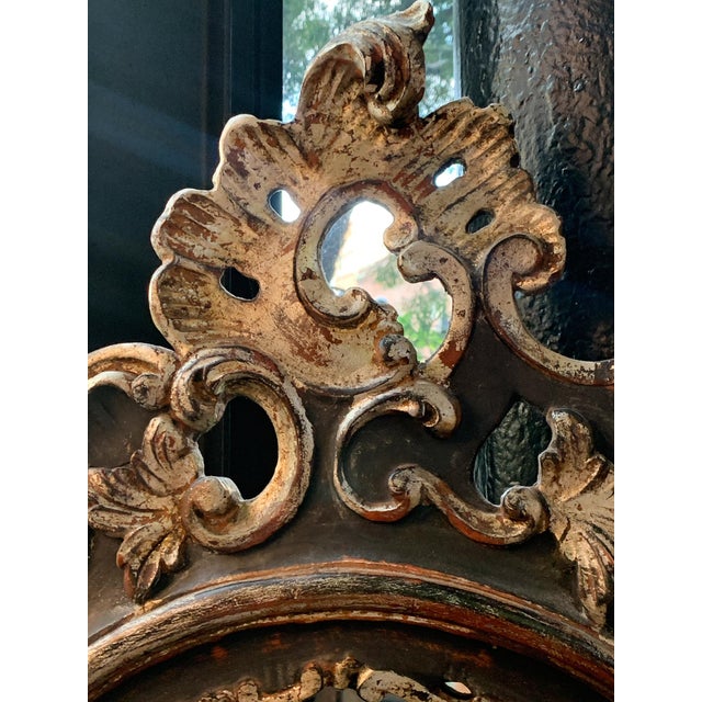 Early 20th Century Italian Carved Giltwood Wall Mirrors - A Pair For Sale - Image 12 of 16