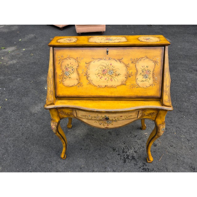 Late 20th Century Butler Specialty Company French Provincial Style Ladies Secretaire With Matching Chair For Sale - Image 9 of 9