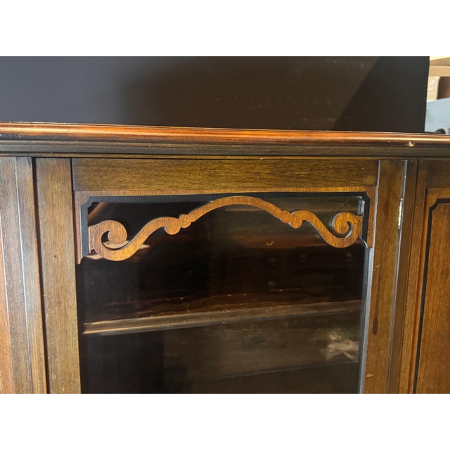 Antique Queen Anne Style Walnut Display Cabinet Bookcase Curio, C. 1920s For Sale - Image 10 of 13