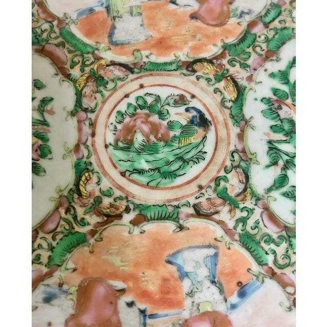 Green Large 19th Century Rose Medallion Rimmed Bowl For Sale - Image 8 of 11