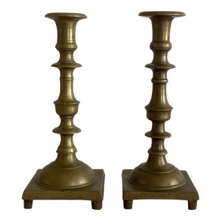 Pair of Early to Mid-19th Century Brass Candlesticks For Sale