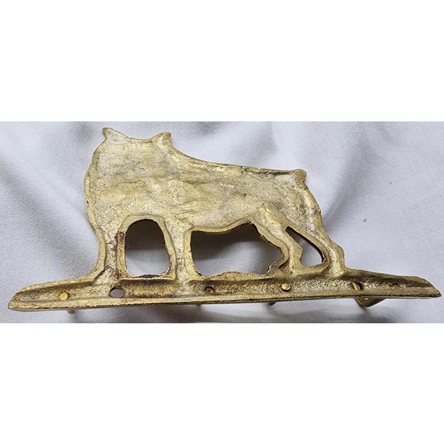 If you are a Bulldog parent or have someone in your life who is, this brass key rack will come in handy. It will keep...