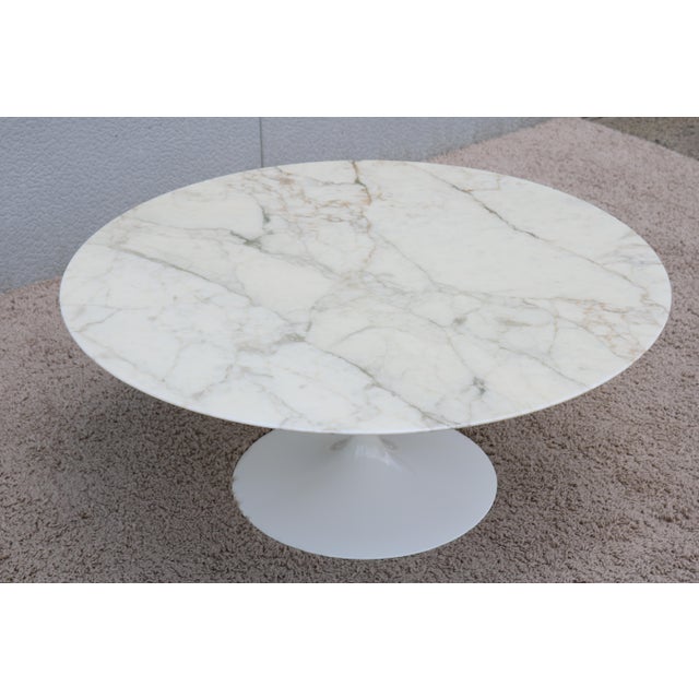 Mid Century Modern Eero Saarinen For Knoll 36 Round Marble Coffee Table 1956 Chairish