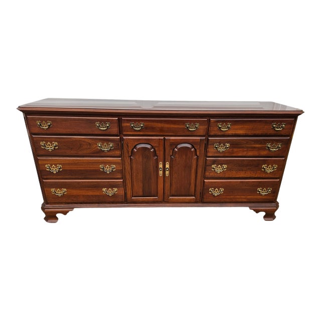1990s Ethan Allen Georgian Court Dresser Chest of Drawers Cherry Chippendale Sideboard For Sale