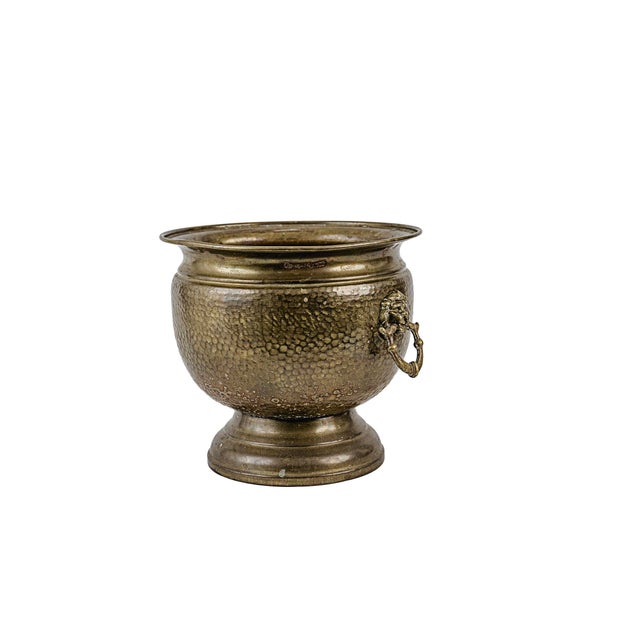 Vintage Hammered Brass Hollywood Regency Cachepot Planter For Sale In Tulsa - Image 6 of 13