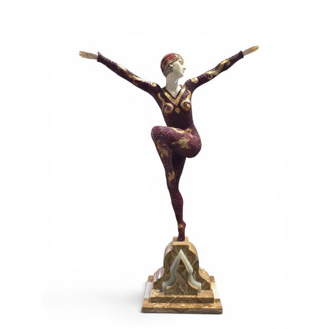 D. H. Chiparus, Art Deco Sculpture of a Gymnast, Bronze on Onyx Base, 1930s For Sale - Image 3 of 12