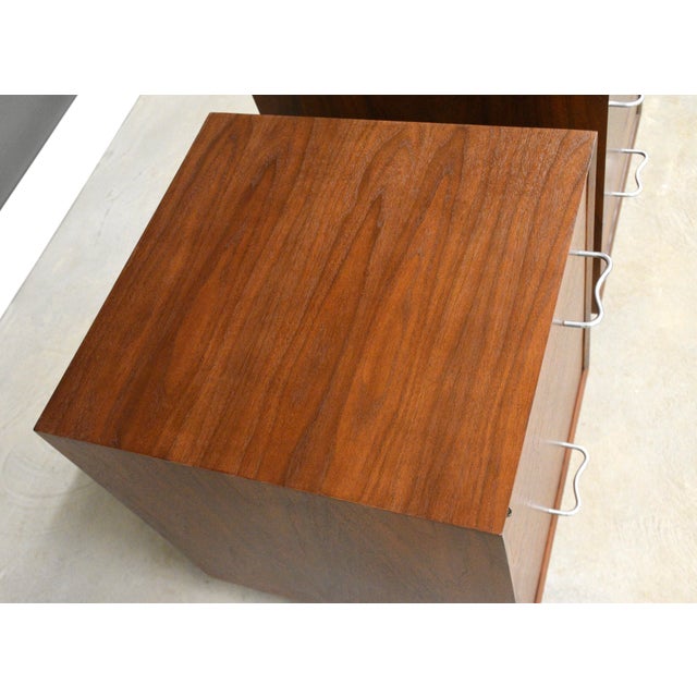 1960s Refinished Walnut Nightstands by George Nelson for Herman Miller - A Pair For Sale In Boston - Image 6 of 8