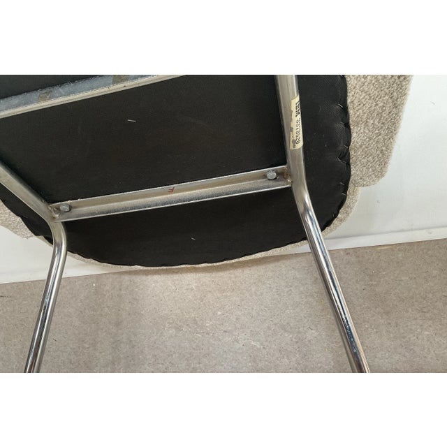 Vintage Saarinen Executive Armchair in Boucle For Sale - Image 12 of 12