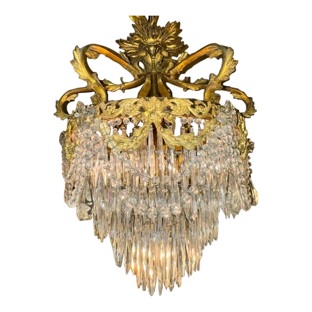 19th French Louis XV Gilt Bronze and Crystal Chandelier For Sale