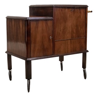 Cocktail Bar Trolley with Saint-Louis Crystal Decanters and Glasses, 1930s, Set of 17 For Sale