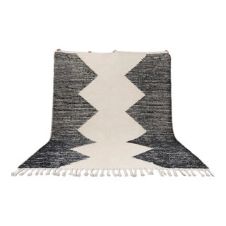 2020s Black Natural Cotton Handwoven Boho Rug 9x12Ft. For Sale