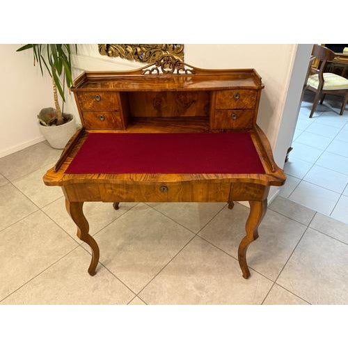 Late Biedermeier Ladies Secretaire Desk in Walnut For Sale - Image 18 of 18