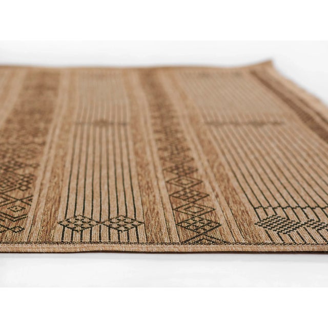 Contemporary Momeni Contemporary Indoor/Outdoor Hampton Village Rug in Natural, 5'3" x 7' For Sale - Image 3 of 8