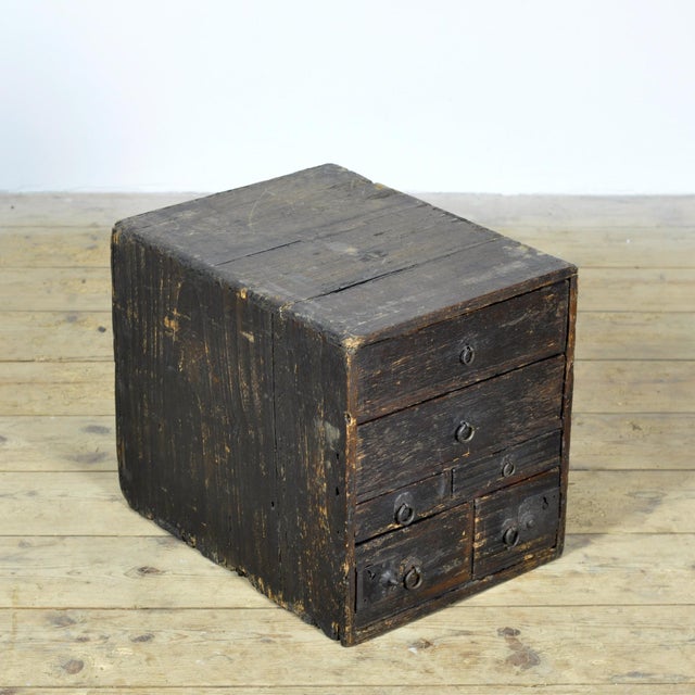 Small Antique Japanese Chest of Drawers, 1900 For Sale - Image 4 of 13
