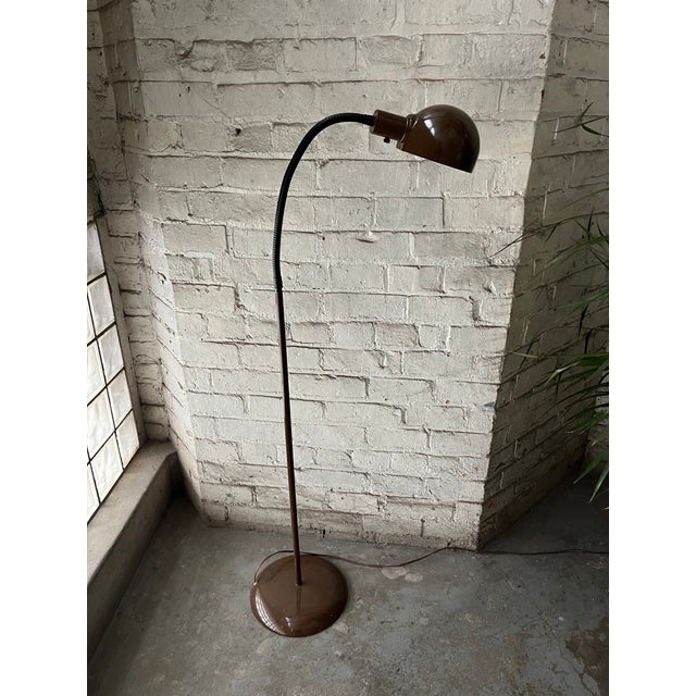 Underwriters Laboratories 1970s Brown Gooseneck Floor Lamp by Underwriters Laboratories For Sale - Image 4 of 9