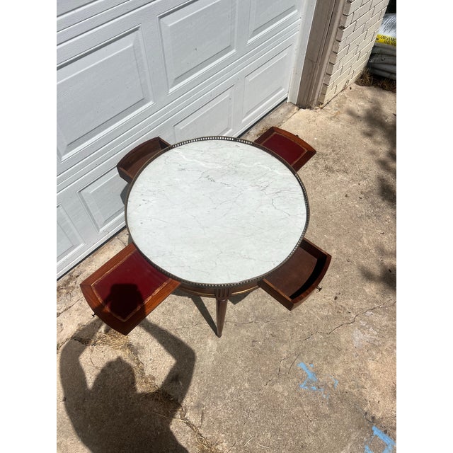 French French 19th Century Louis XVI Mahogany Oval Bouillotte Marble Top Side Table For Sale - Image 3 of 12