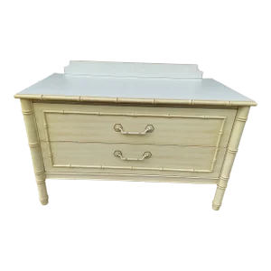 Vintage 1973 Thomasville Allegro 2 Drawer Low Chest.