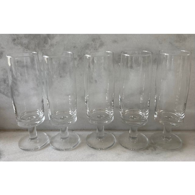Mid-Century Modern Vintage Luminarc France Champagne Flutes - Set of 5 For Sale - Image 3 of 8