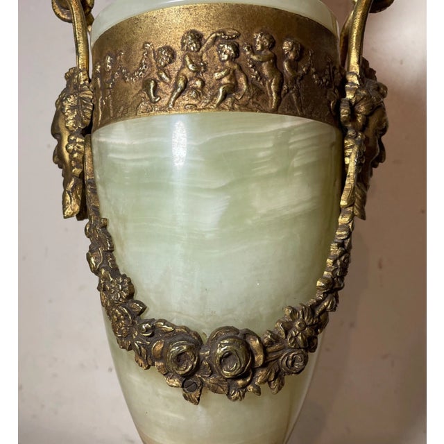 Antique English Ornate Victorian Green Onyx Gilt Bronze Figural Urn Table Lamp For Sale - Image 11 of 15