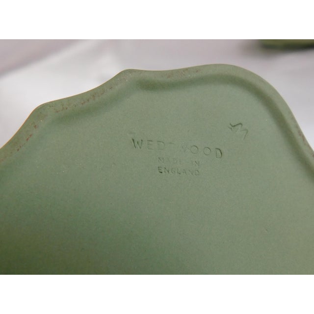 Celadon 1950s Wedgwood Japerware Celedon Oval Covered Trinket Box For Sale - Image 8 of 8