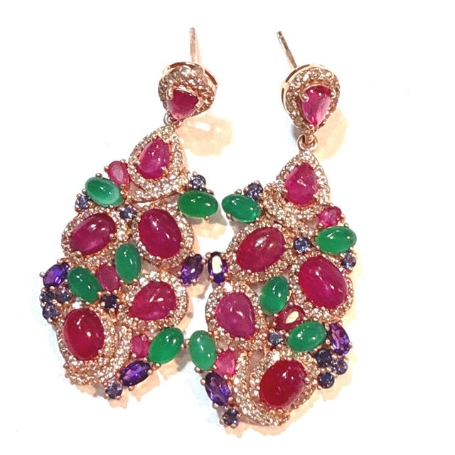 Bochic “Orient” Ruby, Green Agate & Amethyst Earrings Set In 18K Gold & Silver For Sale - Image 11 of 12