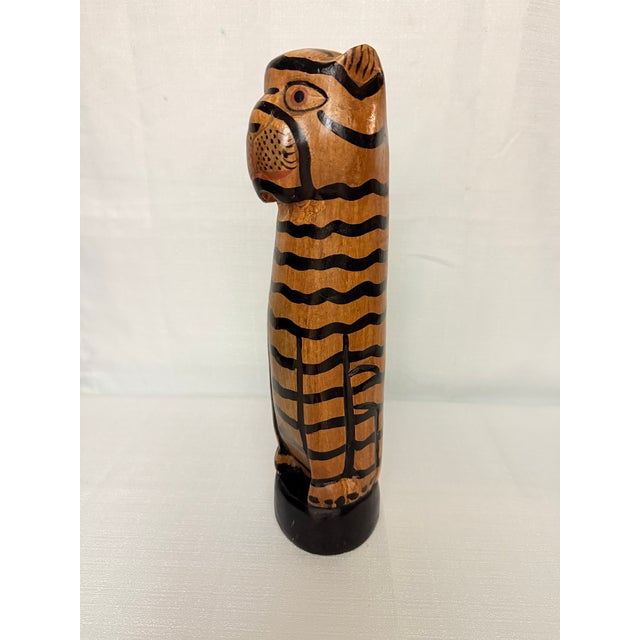 1960s Hand-Carved Folk Art Wooden Tiger Cat by Turtle and Crane - Mid-Century Primitive Whimsy For Sale In Mobile - Image 6 of 11