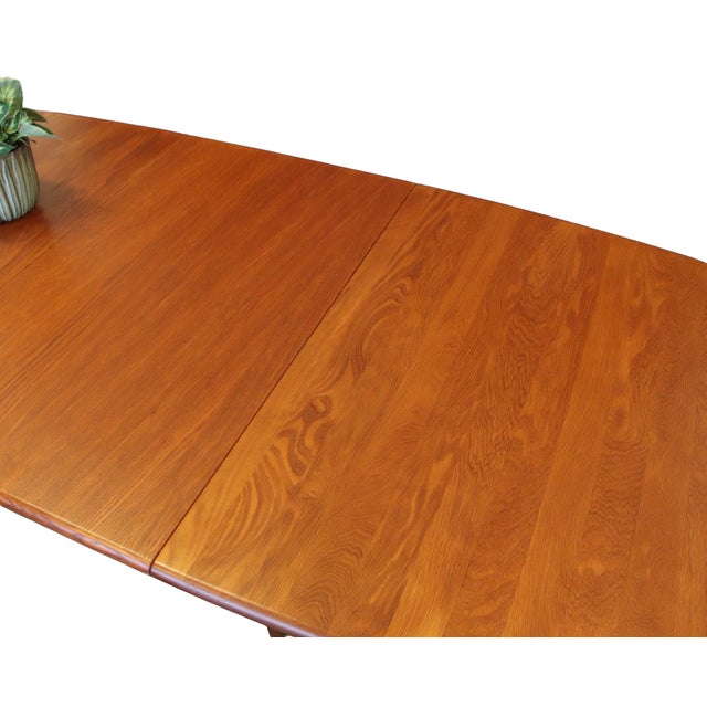 Mid-Century Modern Oval Dining Table in Cherrywood from Haslev Møbelsnedkeri, 2015 For Sale - Image 3 of 14