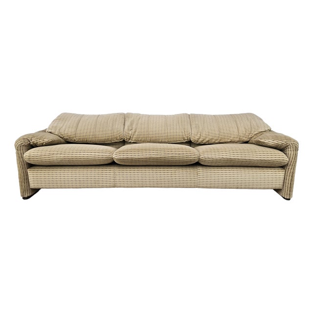 Maralunga Three-Seater Fabric Sofa by Vico Magistretti for Cassina, 1970s For Sale