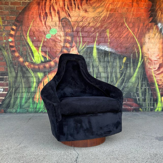 Mid-Century Modern Adrian Pearsall for Craft Associates Tall Back Swivel Lounge Chair Mid-Century Modern For Sale - Image 3 of 10