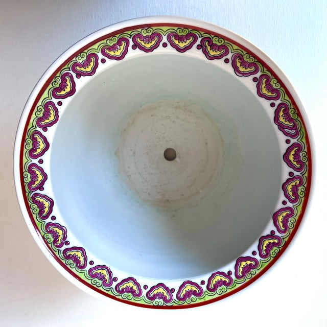 Chinese Chinese 'Famille Verte' Porcelain Cachepot-Quianlong Mark For Sale - Image 3 of 8