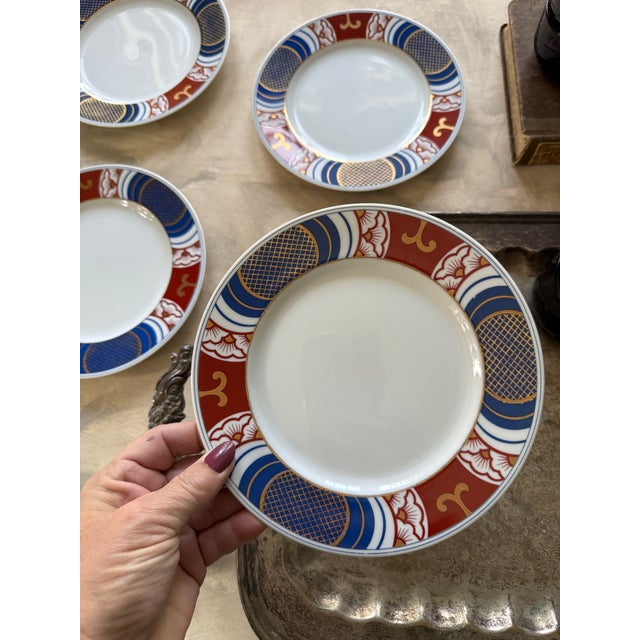 Ceramic Vintage Fitz and Floyd 1975 Mishiki Plates 7.5 Inch Blue Oxblood Red Gold Vintage Japan - Set 4 Plates For Sale - Image 7 of 10