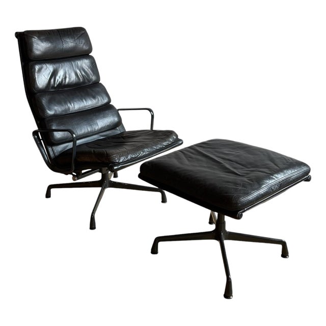 Eames Soft Pad Lounge Chair and Ottoman for Herman Miller C 1993 For Sale