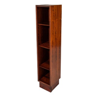 Danish Mid-Century Modern Free-Standing Bookshelf in Rosewood Attributed to Ejvind Johansson, Denmark, C. 1960s For Sale
